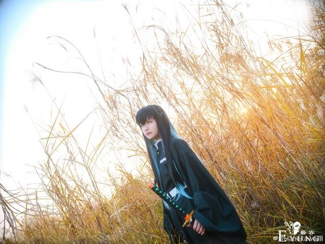 《鬼灭之刃》时透无一郎cos，温馨的阳光，浅浅的笑容太美好了-3.jpg