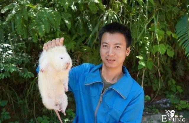 B站“四大恶人”现状：朱一旦灵魂配音辞职，手工耿再上央视-4.jpg