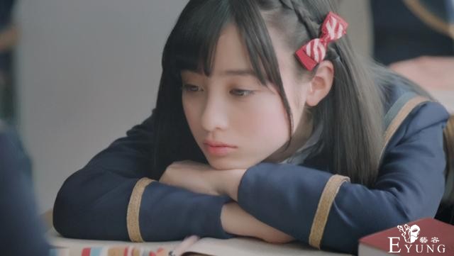 除去美颜，她还有上热搜的一天吗？-9.jpg