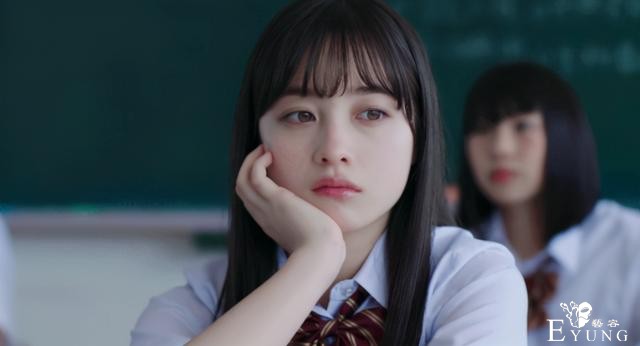 除去美颜，她还有上热搜的一天吗？-13.jpg