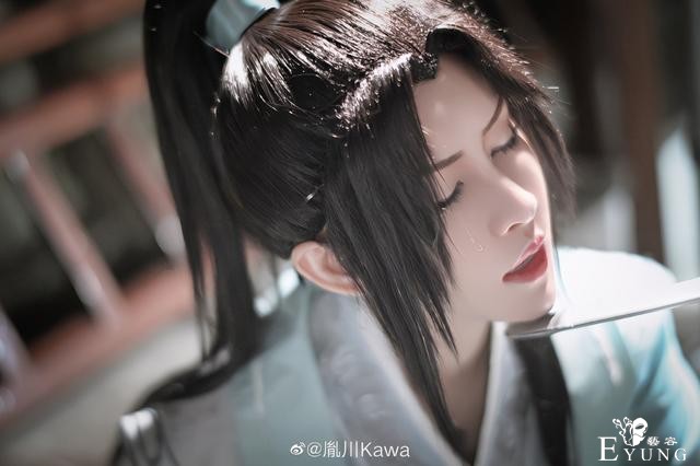 《穿书自救指南》沈清秋cos，就看一眼，师尊的感觉一下就来了-2.jpg