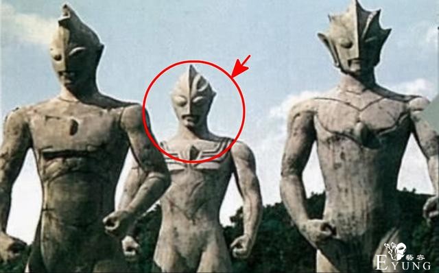 还记得迪迦当年的石像吗？画面定格在97年，随后被扔进垃圾桶-2.jpg