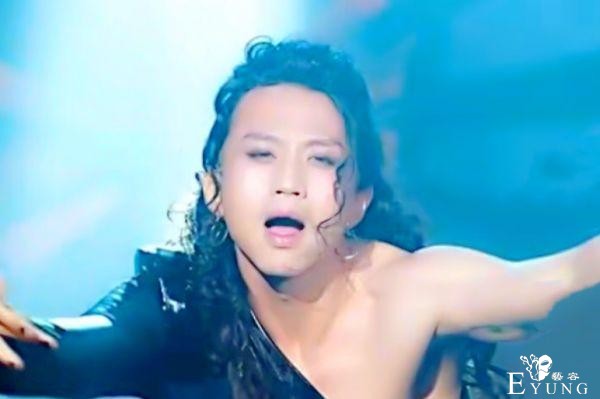 男明星反串女装大赏，谁的扮装让你印象深刻-12.jpg