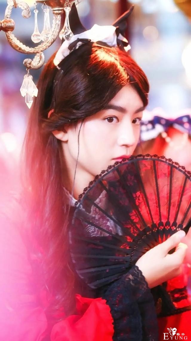 男明星反串女装大赏，谁的扮装让你印象深刻-23.jpg