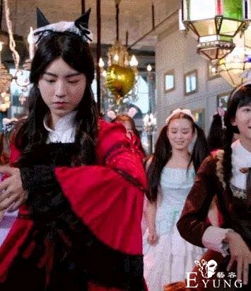 男明星反串女装大赏，谁的扮装让你印象深刻-25.jpg