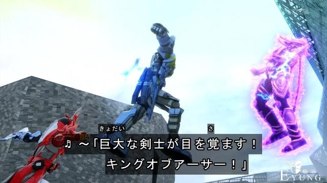 假面骑士圣刃：巨大剑士登场，圣刃竟变成人头剑，一刀斩掉美杜莎-6.jpg