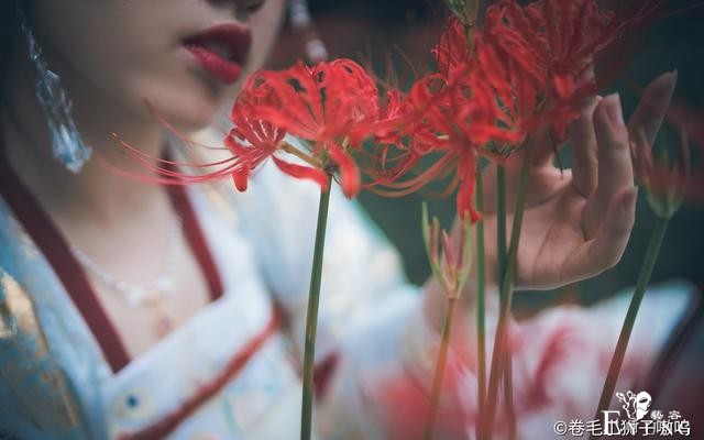 汉服：明眸皓齿，绝美雅致，一瞥一笑皆拨人心弦-3.jpg