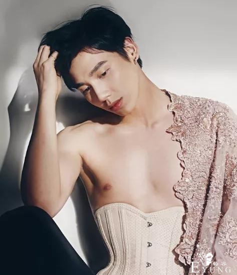23岁高颜值越南“变装皇后”，一秒性别切换！千万别抢我男人啊-19.jpg