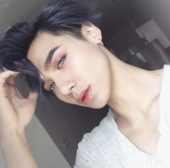 23岁高颜值越南“变装皇后”，一秒性别切换！千万别抢我男人啊-30.jpg