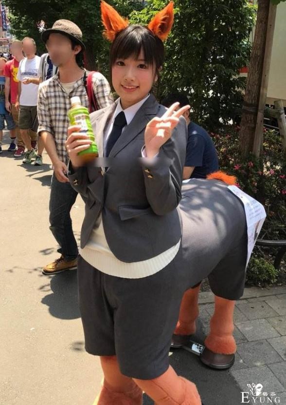 日本小姐姐太会玩，COS人马挺可爱，脚是怎么弄的？-3.jpg
