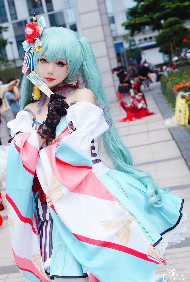 三位国人COSER扮演的人气虚拟偶像“初音未来”！颜值很高哦-16.jpg