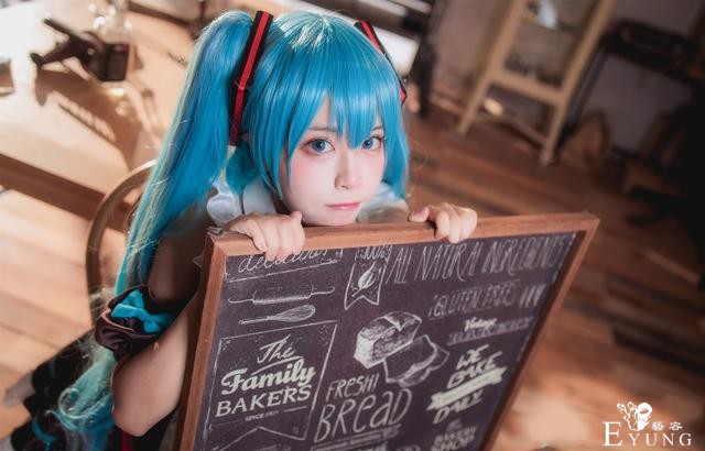 三位国人COSER扮演的人气虚拟偶像“初音未来”！颜值很高哦-26.jpg