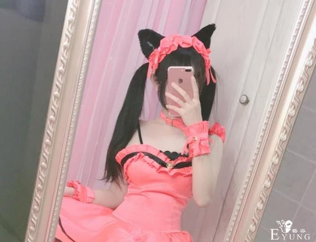 不到10W粉不下播，女主播在5W时送出福利，COS猫耳娘引40W人舔屏-5.jpg