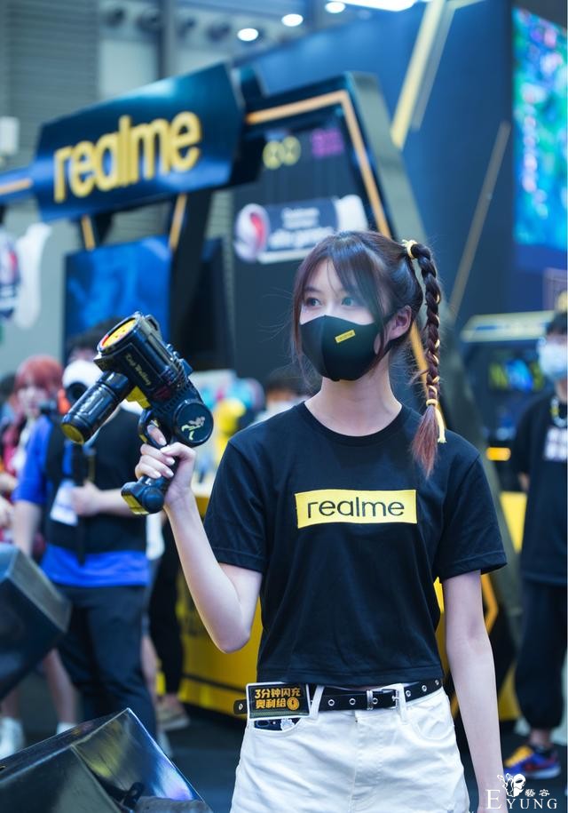 戴上口罩的CJ showgirl，你还心动吗？暗送的秋波有没有get到呢？-11.jpg