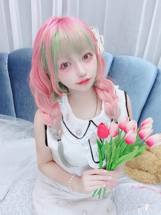 网图和真人差距太大，日本人气coser遭遇大量1星差评-6.jpg