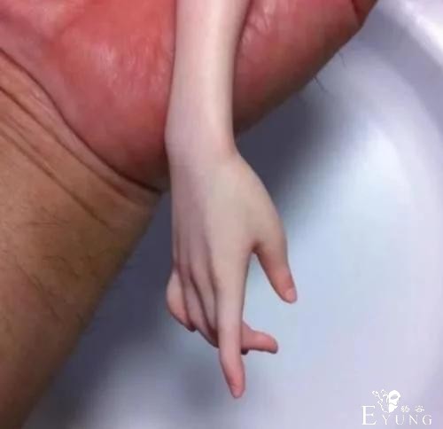 手办精细到血丝到底有什么用？就两个字“逼真”-1.jpg