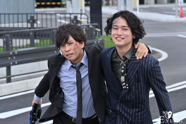 《假面骑士01》剧场版花絮流出，“灭爸”站C位，老千靠边站-4.jpg