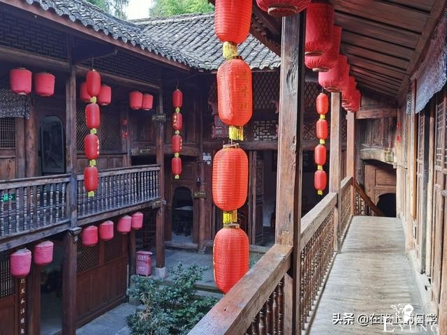 实拍古代的青楼妓院，鸦片烟馆，陕西青木川古镇最后的畸形繁荣-27.jpg