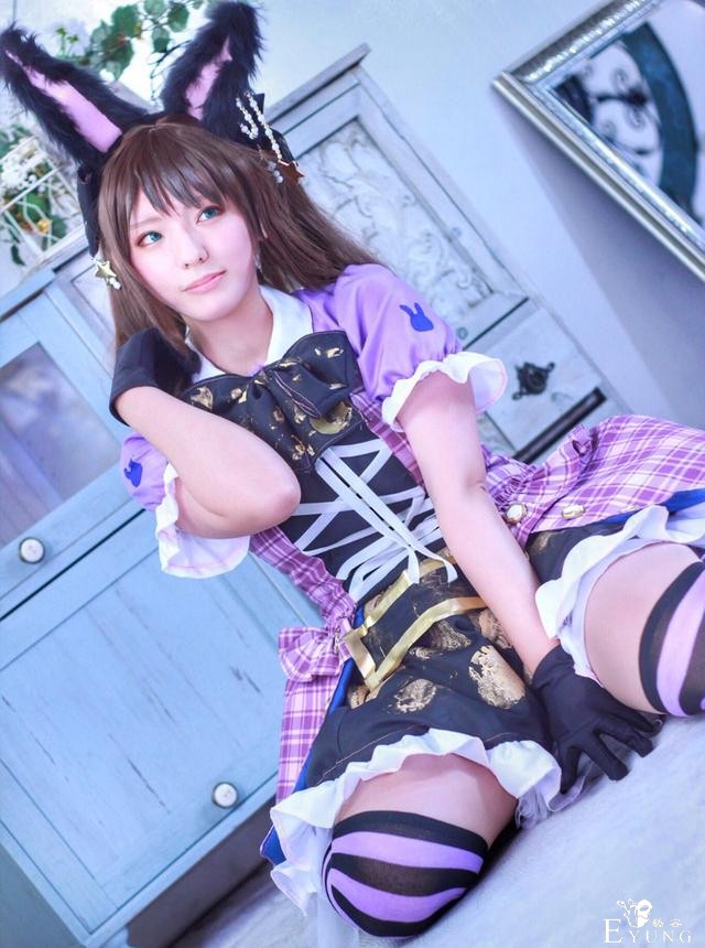 日本美女coser解密“网骗”技巧，瞬间变瘦加大长腿-1.jpg