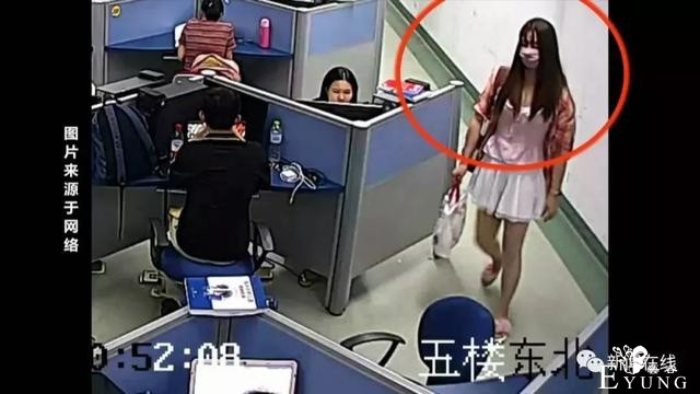 辣眼睛！男子穿女装潜入广西某高校图书馆，疑做出不雅动作…-9.jpg