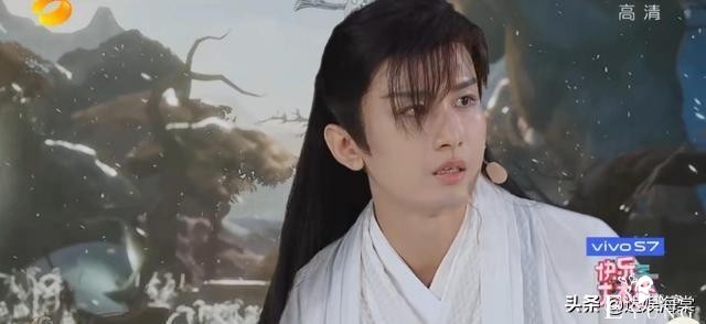 和成毅上综艺组CP后，白鹿新剧模仿璇玑造型，路人视角气质满满-4.jpg