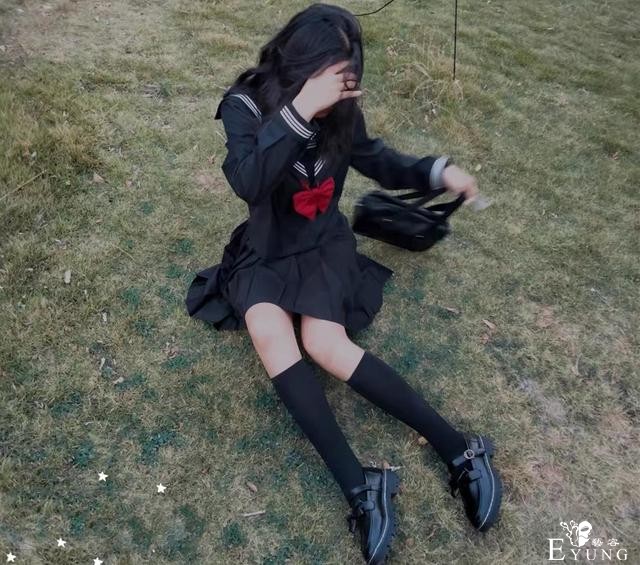 “JK制服”和“奥特曼”入选年度10大商品，二次元已成为主流-3.jpg
