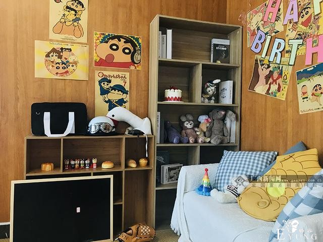 年轻人为发朋友圈有多拼？南宁这些换装自拍馆火了-17.jpg