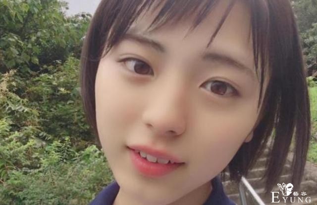 16岁高中生爱上“男扮女装”，变装后比女生还美，男生：心动了-4.jpg
