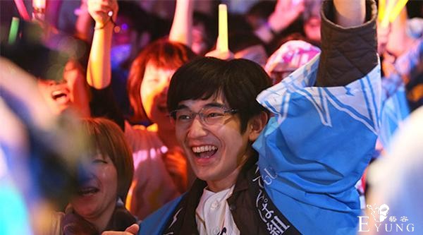 按照最新的流行趋势，原来我们都不是“二次元”了？-4.jpg