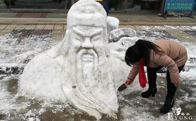 不仅仅有梦幻般的冰苹果，日本的雪人也太二次元了-21.jpg