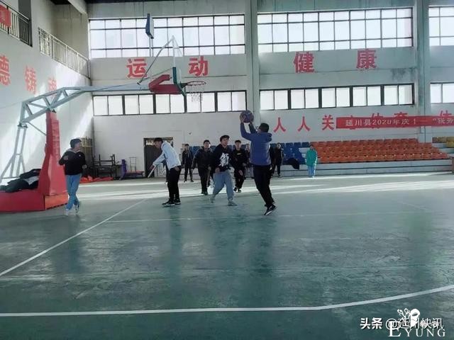 体验了吗？咱延川体育场现在“美”得很-3.jpg