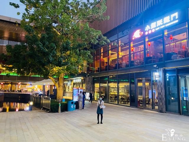深圳这个知名商圈“冷热”两重天，业态单一人气待提升-14.jpg