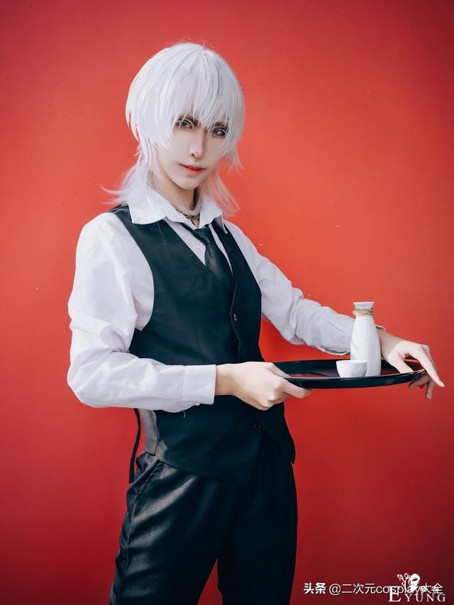 《刀剑乱舞》鹤丸国永cos，帅气绅士，手控颜控表示都很满足-5.jpg