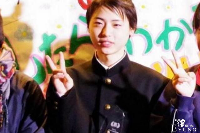 16岁高中生“男扮女装”，化妆后堪比美少女，同班女生：我酸了-5.jpg