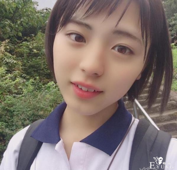 16岁高中生“男扮女装”，因长相甜美吸粉无数，女生都自叹不如-2.jpg