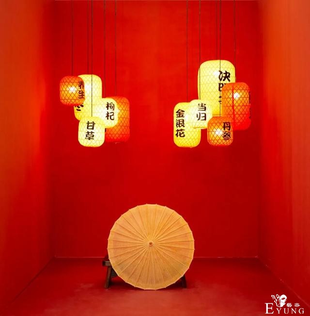 小镇有个6000㎡的变装游乐园！千余套服饰任选任拍-13.jpg