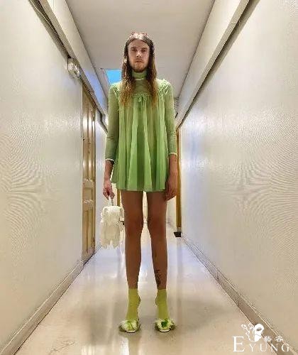 给男朋友换了 12 套女装，我开始怀疑自己的性别了？-4.jpg