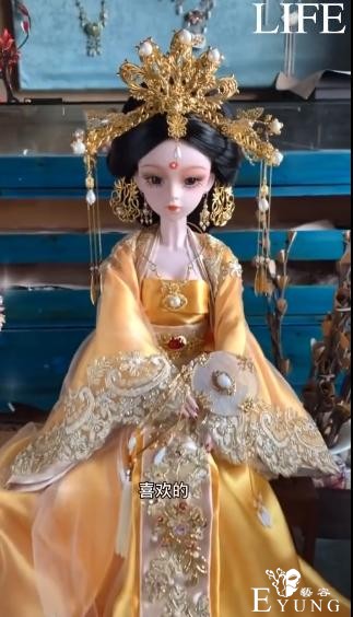 给男朋友换了 12 套女装，我开始怀疑自己的性别了？-22.jpg
