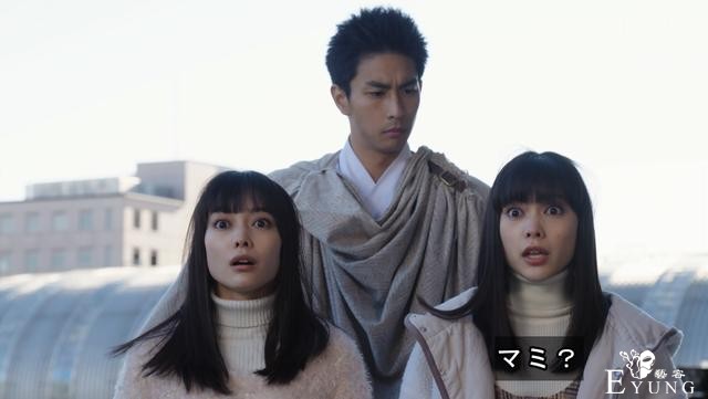 假面骑士圣刃：脸在腿上的骑士诞生，一脚踢爆怪人，双胞胎被救赎-5.jpg