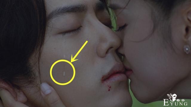 斗罗真人版，柔骨魅兔登场，小舞吻别唐三，肖战晕倒流泪演技炸裂-5.jpg