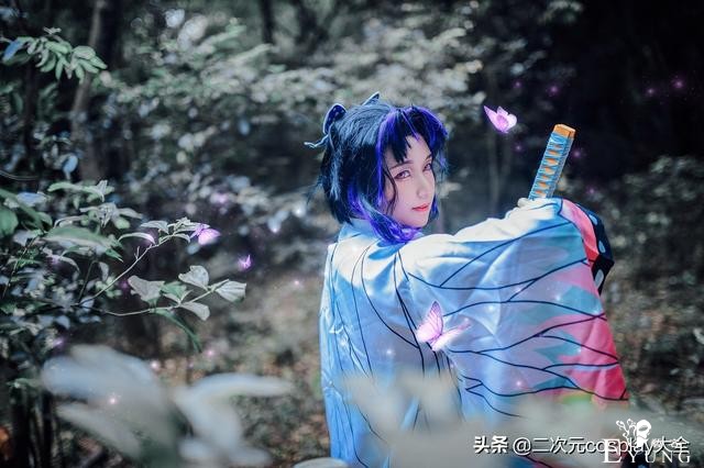 《鬼灭之刃》富冈义勇&蝴蝶忍cos，甜甜温馨的感觉，百看不腻-4.jpg