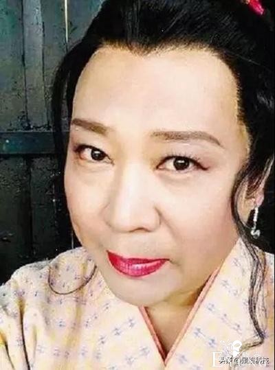 颜值超高的男神们，男扮女装，谁才是真正的女装大佬？-12.jpg