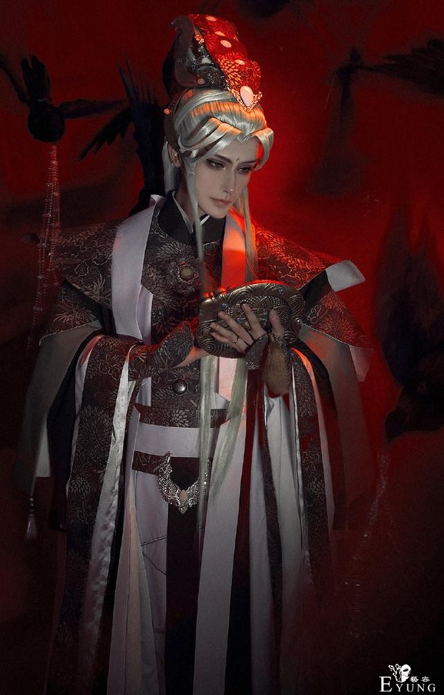 《金光布袋戏》默苍离cos，精美震撼，后面一口大刀太绝了-7.jpg