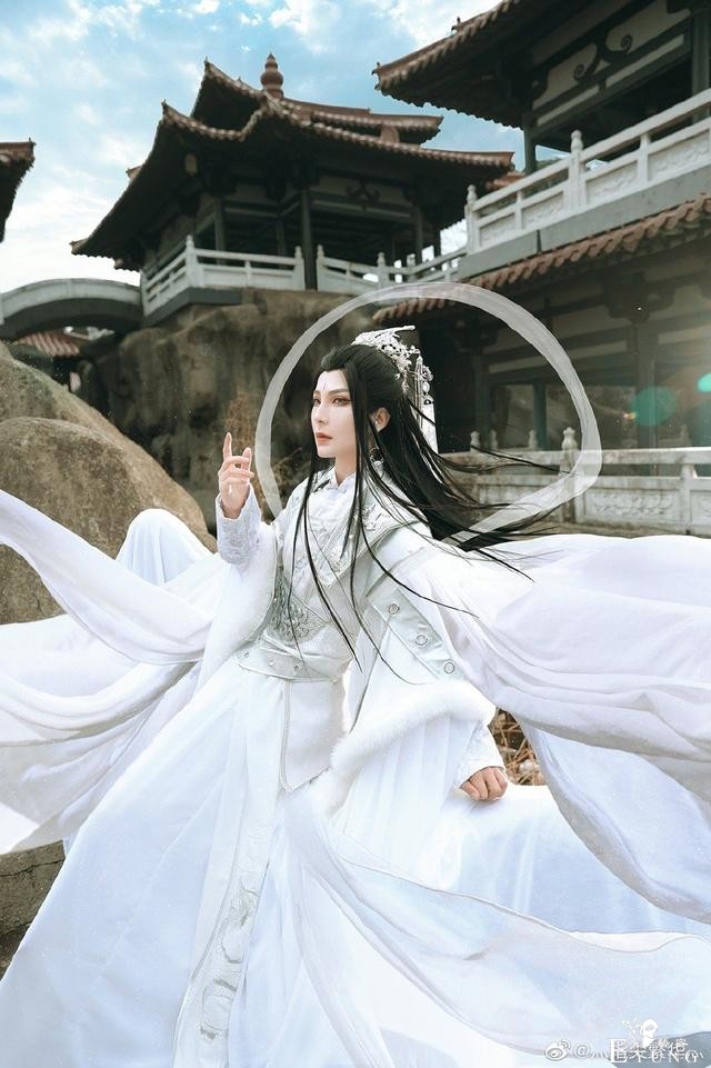 《天官赐福》君吾cos，绝美非常，一瞥一动皆令我离不开目光-3.jpg