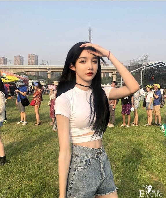 “女装大佬”变成真正的女性？网红艾比变性成功，摆脱男性身份-4.jpg