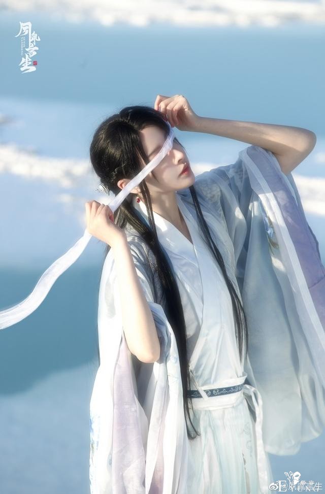 《将进酒》沈兰舟cos，绝美如画，蒙眼那张击中了我的心-1.jpg