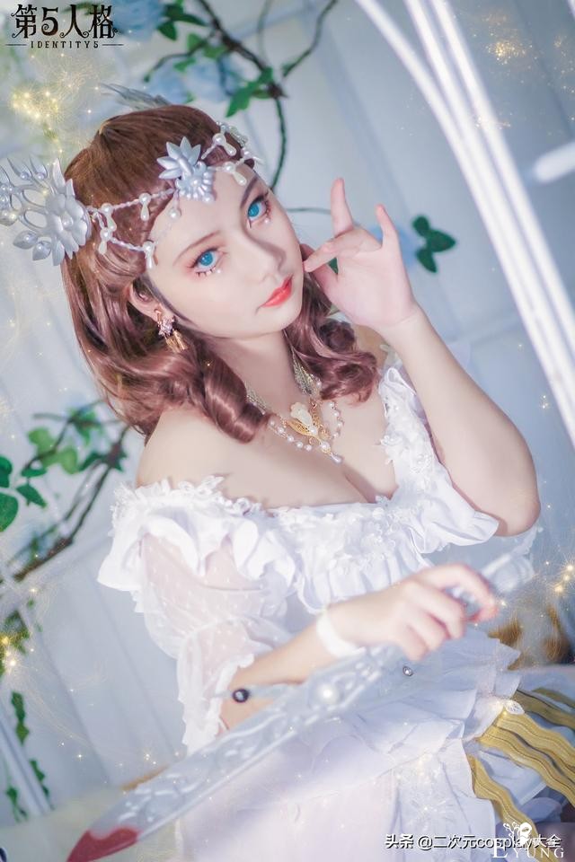 《第五人格》红夫人cos，血宴与贝拉，高雅精致纯美有魅力-3.jpg
