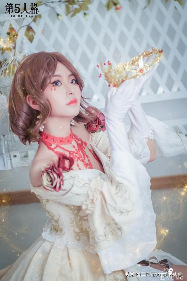 《第五人格》红夫人cos，血宴与贝拉，高雅精致纯美有魅力-9.jpg
