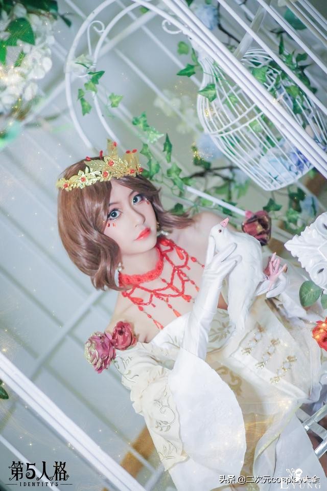《第五人格》红夫人cos，血宴与贝拉，高雅精致纯美有魅力-7.jpg