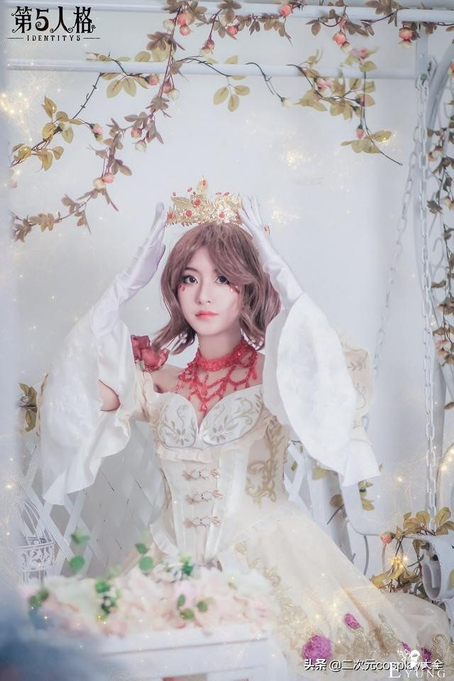 《第五人格》红夫人cos，血宴与贝拉，高雅精致纯美有魅力-8.jpg